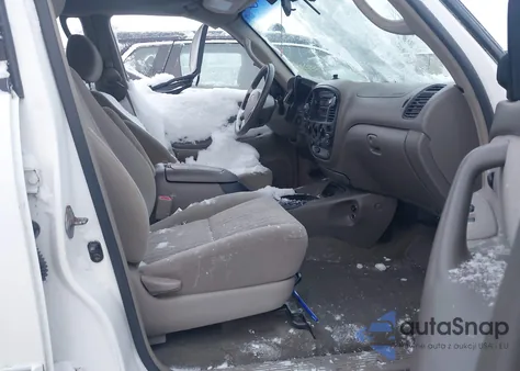 2006 Toyota Tundra Sr5 V8 z USA, uszkodzony, nr VIN 5TBDT44156S541370